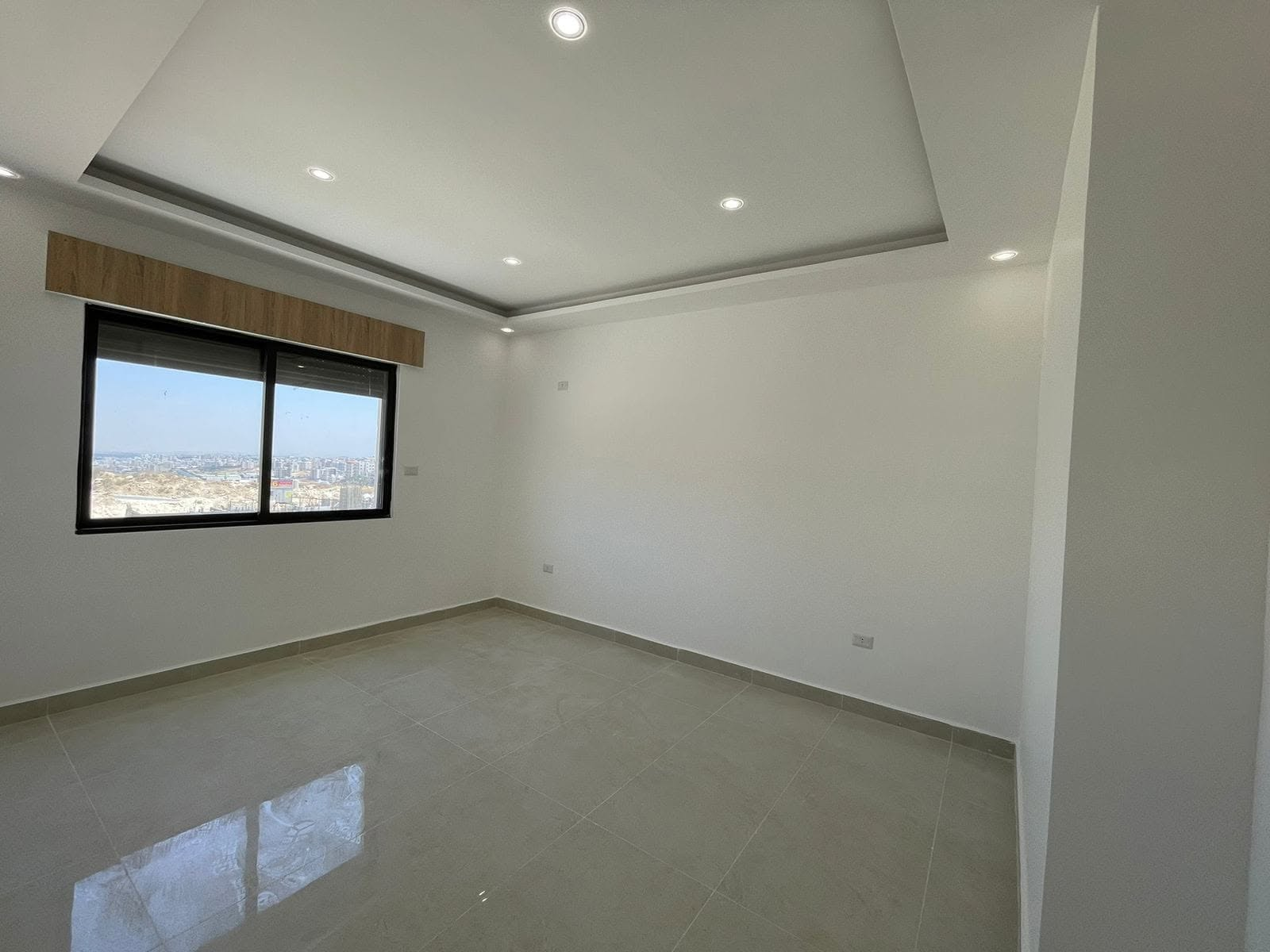 شقة 8 في عمارة جبيهة ترفيهية
