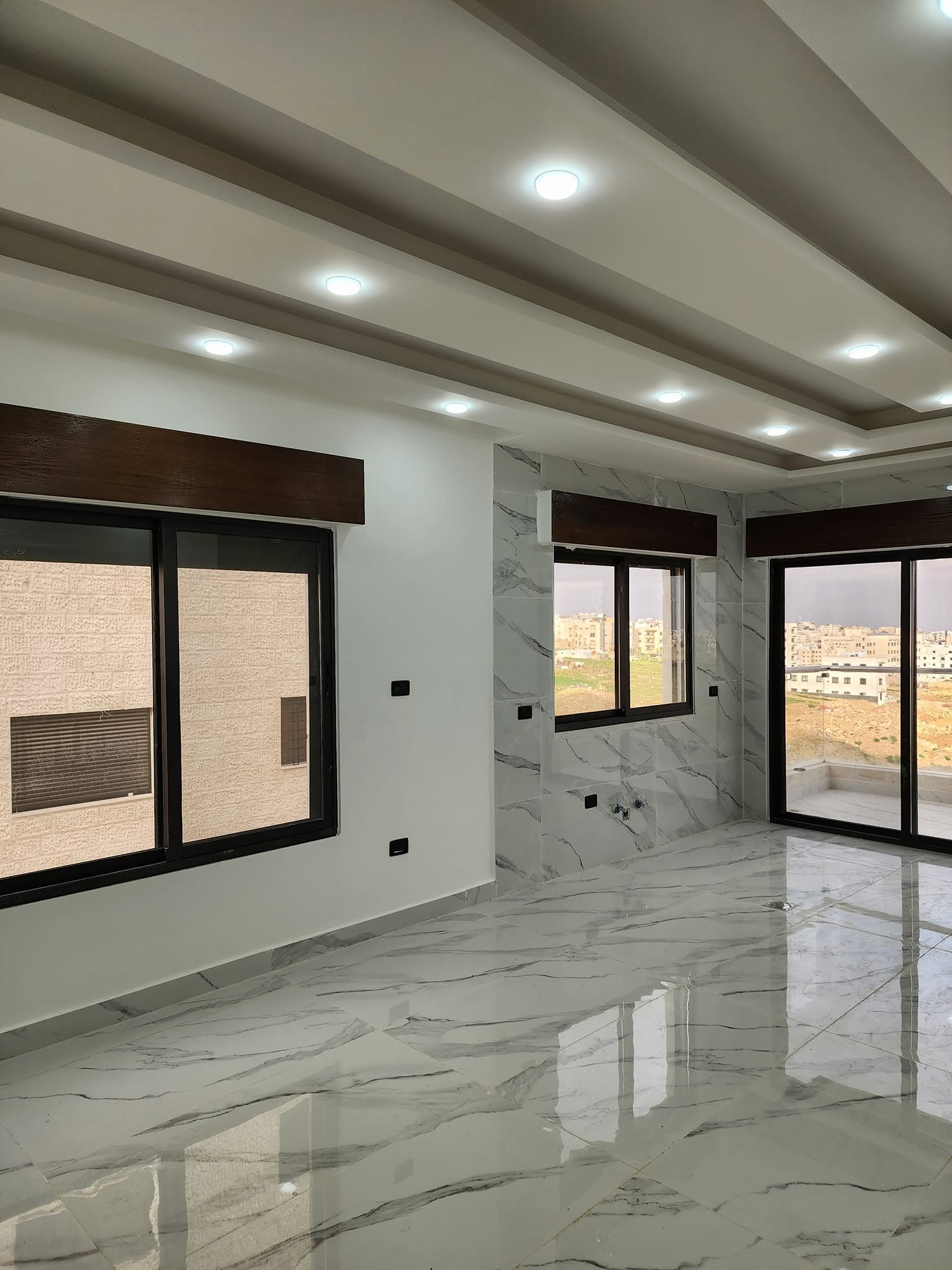 شقة 3 في عمارة جبيهة ترفيهية (3)